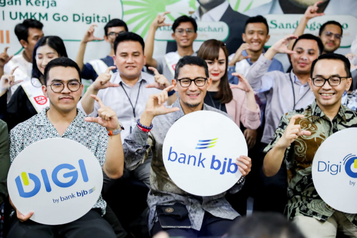 Bantu Produk UMKM Masuk Mall, Sandiaga : Kita Juga Dorong Digitalisasi