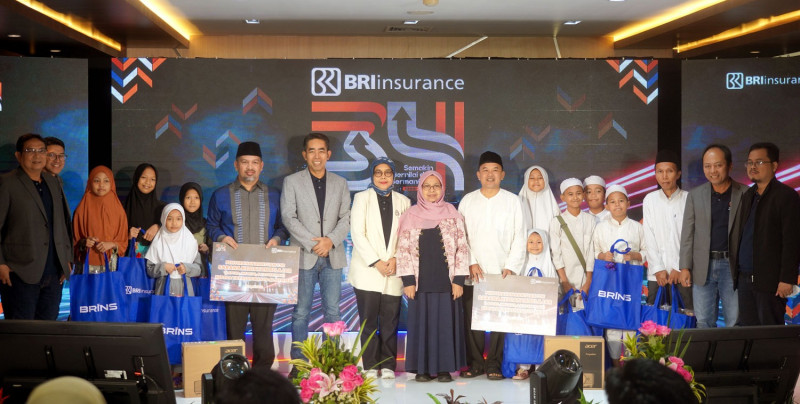 Ulang Tahun ke-34, BRI Insurance Serahkan Donasi untuk Beberapa Yayasan