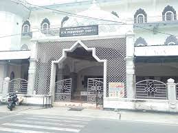 Masjid Tertua di Polman Jadi Ikon Ngabuburit Bulan Ramadan