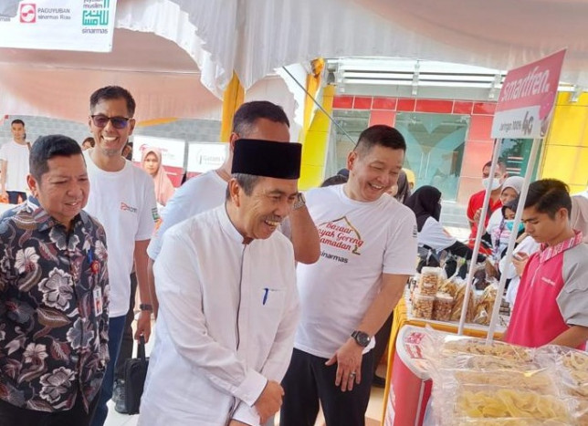 Gubernur Riau Apresiasi Bazar Minyak Goreng dan Wakaf Qur'an Sinar Mas