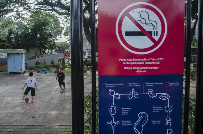 Lemahnya Aturan Pengendalian Sebabkan Tingginya Konsumsi Rokok Remaja