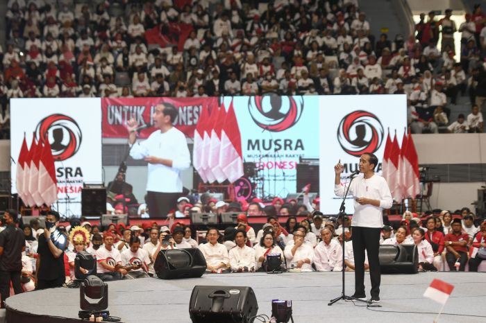 Berebut efek Jokowi Cermin Ketidakpercayaan Diri Parpol