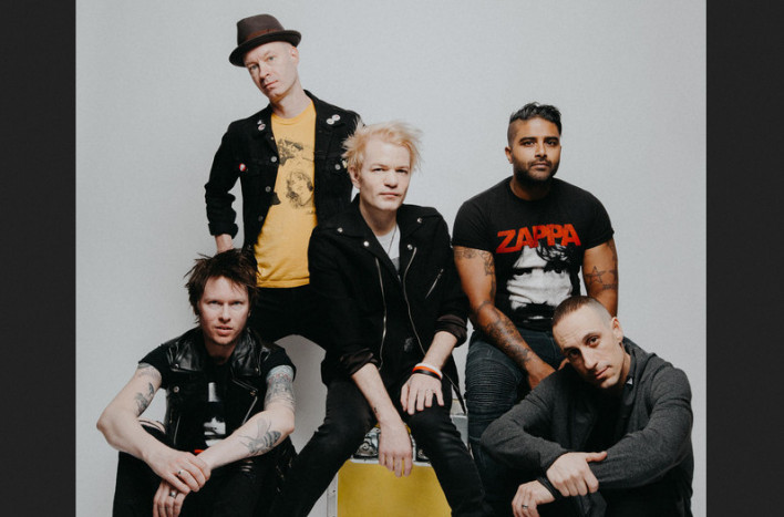 Sebentar Lagi Bubar, Ini 10 Lagu Hit Sum 41