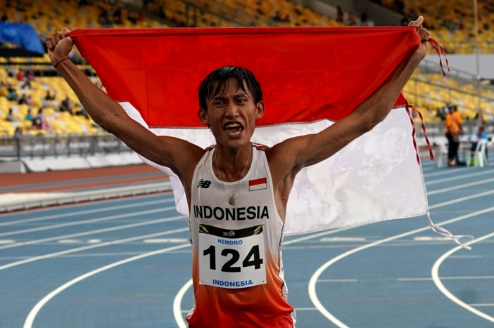 Podium Pakai Lampu Mobil, Atlet Indonesia Peraih Emas Mengaku Tidak Masalah