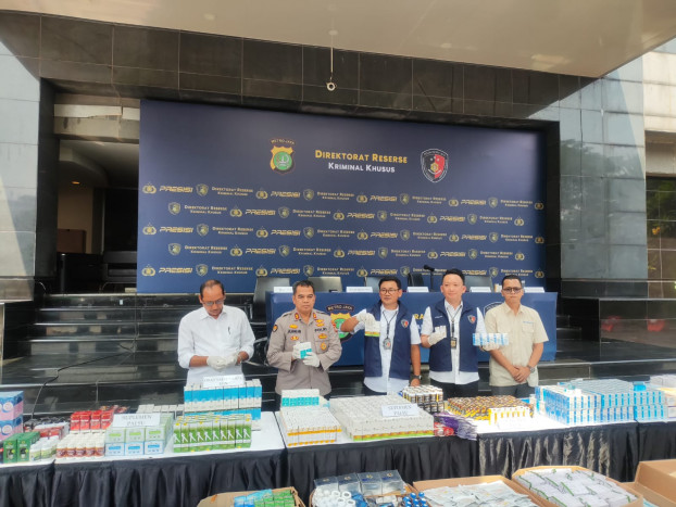 Pelaku Penjual Obat dan Suplemen Ilegal di E-Commerce Raup Keuntungan Rp130 Miliar