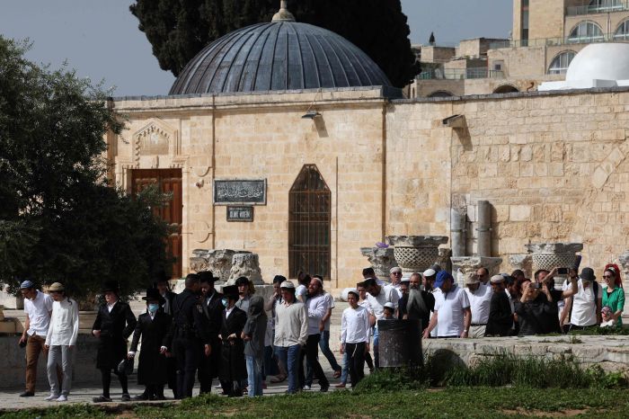 Warga Palestina Hadapi Pawai Sayap Kanan Israel di Yerusalem Timur