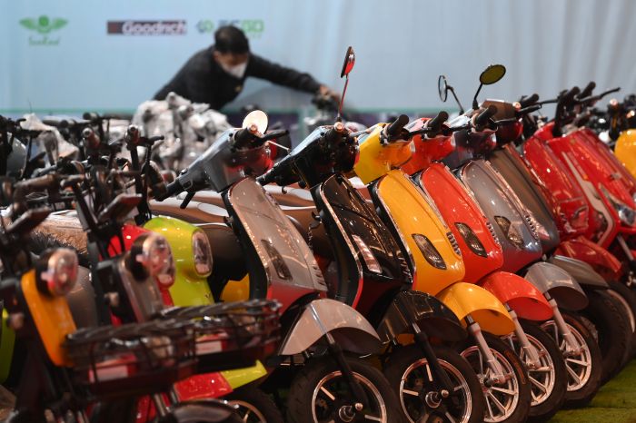 Motor Listrik Bisa Hemat Biaya Operasional hingga 75%