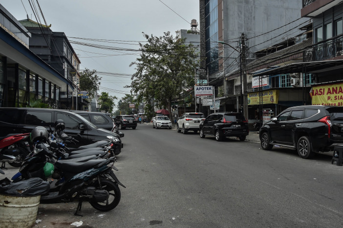 Proses Pembongkaran Ruko Langgar IMB Pluit Terus Berlangsung