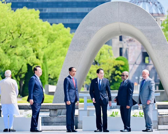 Presiden Jokowi Kunjungi Hiroshima Peace Memorial Park