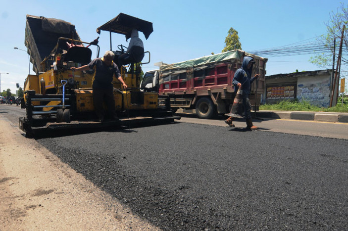 Kucurkan Rp14,6 T, PU-Pera Mulai Perbaikan Jalan Daerah di Juli