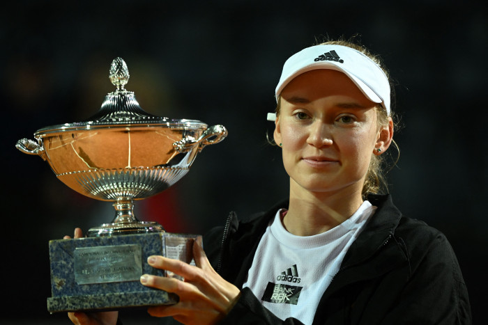 Usai Juara di Italia, Rybakina Mengincar Roland Garros