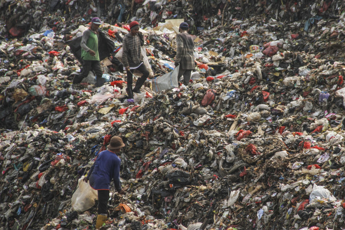Sampah Dari Depok Belum Bisa Dibuang ke TPPAS Nambo Bogor