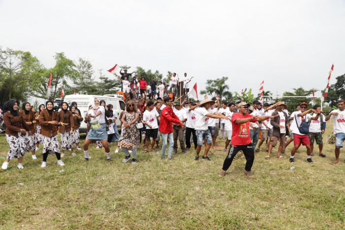 OMG Pati Gelar Pawai Sedekah Bumi Saat Pembentukan Posko Ganjar Pranowo