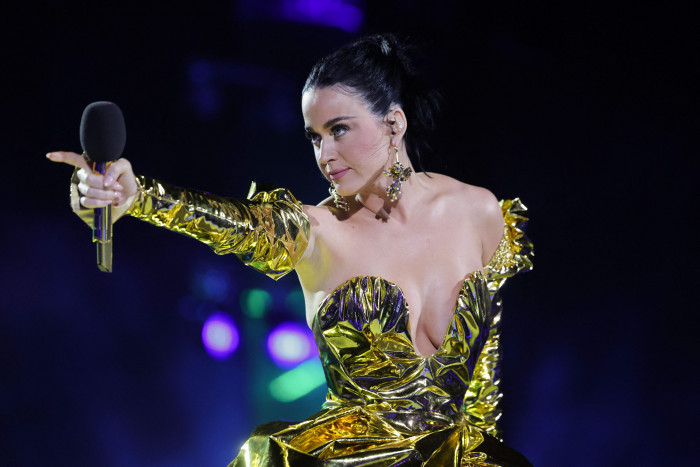 Katy Perry Luncurkan Boxset Nostalgia