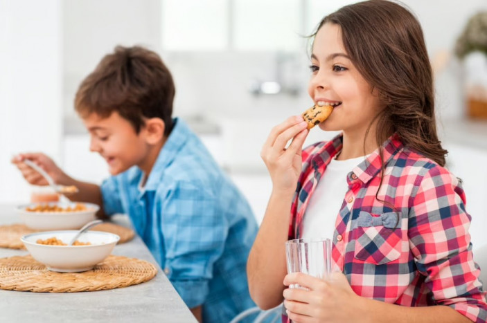 Remaja Diimbau Mulai Membaca Label Kemasan Makanan 