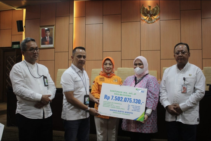 DPD RI Dorong Semua Pekerja di DKI Jakarta Terlindungi Program Jamsostek 