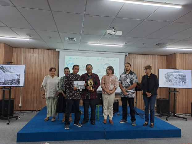 FSRD-IKJ Soft Launching Buku Mantan Rektor IKJ Wagiono