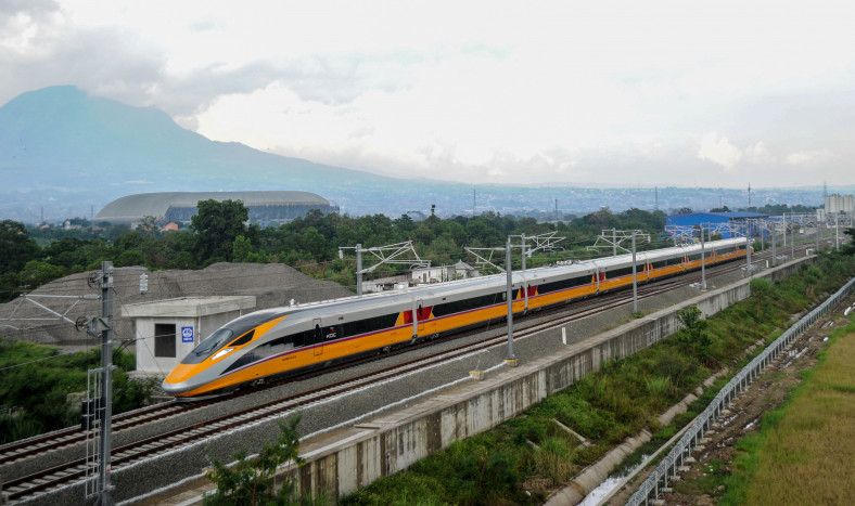 Fakta dan Rute Kereta Cepat Jakarta-Bandung