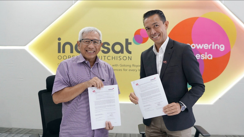 Indosat dan e& Jalin Kerja Sama Manajemen Trafik Layanan Suara