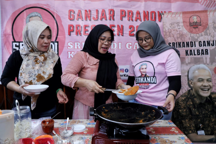 Berdayakan Perempuan, Sukarelawan Ini Gelar Pelatihan Pembuatan Tempoyak di Pontianak