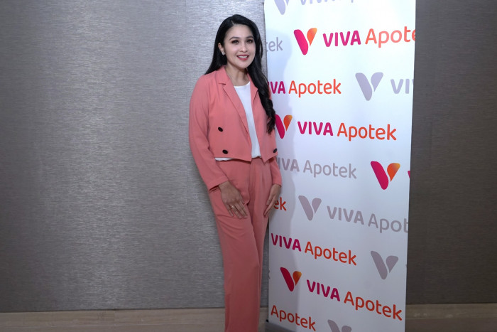 Berawal sebagai Konsumen, Sandra Dewi Didaulat Jadi Duta Vita Apotek  