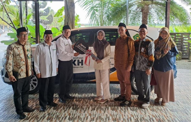 BPKH-Baznas Salurkan Bantuan Mobil Layanan Haji di Kulon Progo
