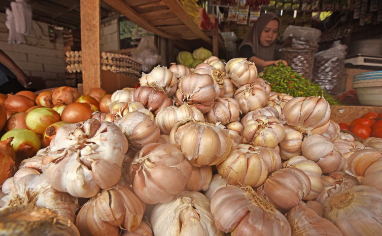 Jelang Idul Adha, Harga Bawang Merangkak Naik 