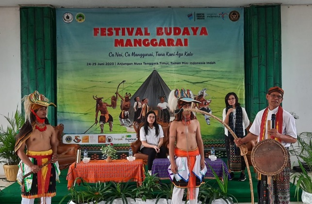 Festival Budaya Manggarai Bahas Polemik Tarian Caci