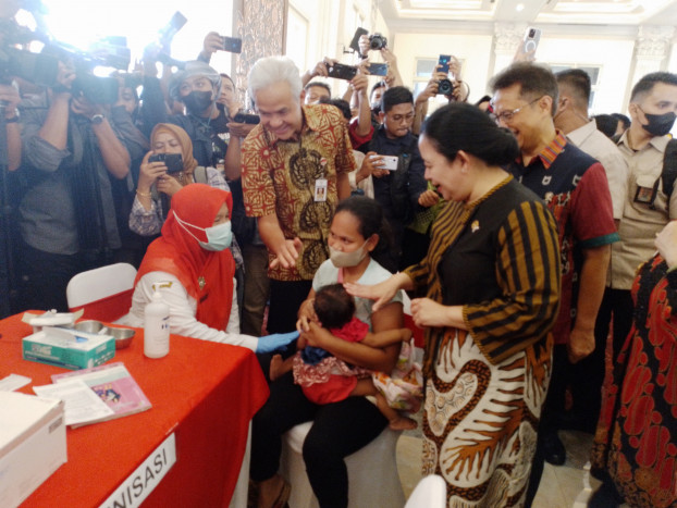 Ketua DPR RI Puan Maharani Mencanangkan Imunisasi Polio di Grha Bung Karno Klaten