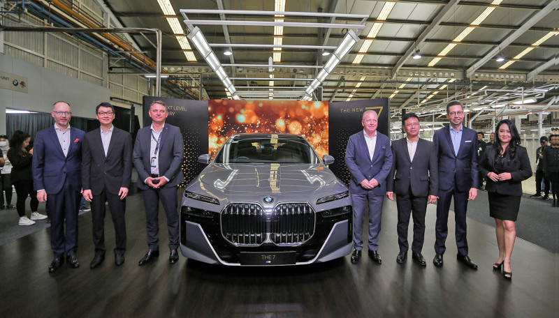 BMW Indonesia Luncurkan BMW Seri 7 Generasi Ketujuh