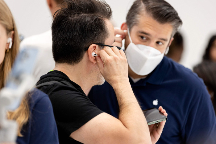 Apple AirPods Pro Bisa Periksa Pendengaran dan Cek Suhu Tubuh