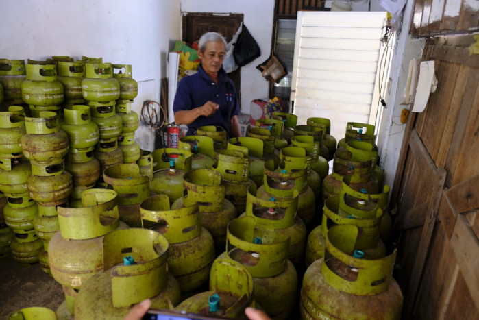 Kunjungi Pangkalan Elpiji, Pertamina Pastikan Pasokan Gas Subsidi di Jateng Aman