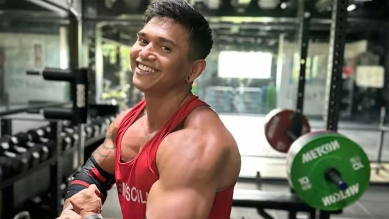 Influencer Kebugaran Justyn Vicky Meninggal Tertimpa Barbell