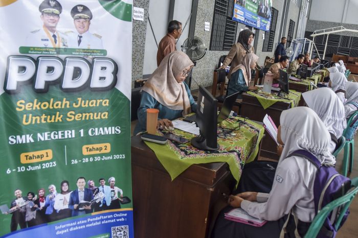 Kisruh PPDB, Kemendikbud-Ristek Didesak Segera Bentuk Satgas