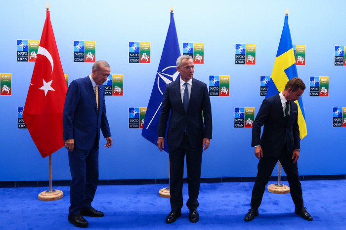 Turki Cabut Penolakan terhadap Upaya Swedia Jadi Anggota NATO