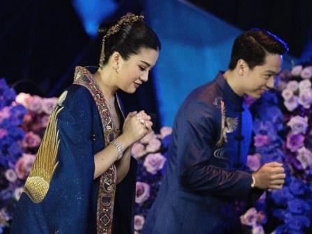 Keanggunan Baju Pengantin Cheongsam, Mempelai Terlihat Layaknya Bangsawan