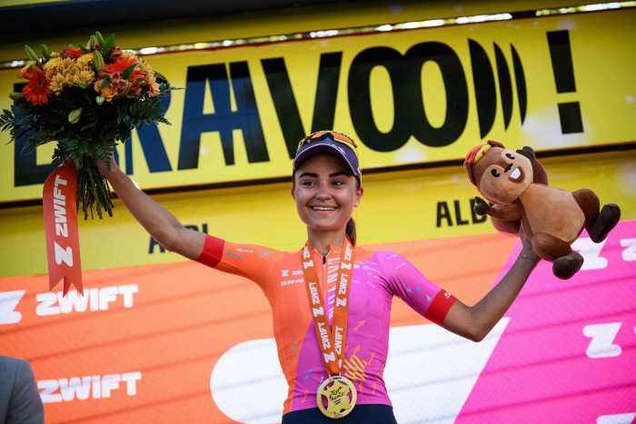 Bauernfeind Finis Pertama di Etape Lima Tour de France Putri