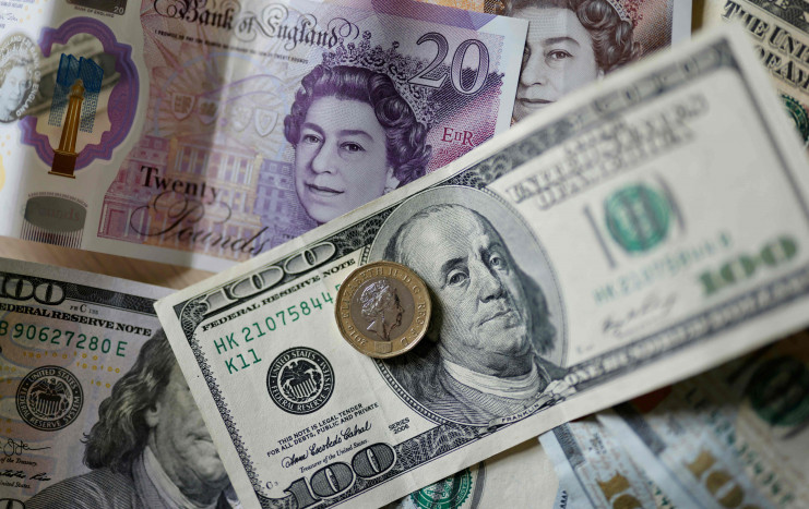 Dolar AS Rebound, Pound Jatuh Terseret Inflasi Inggris