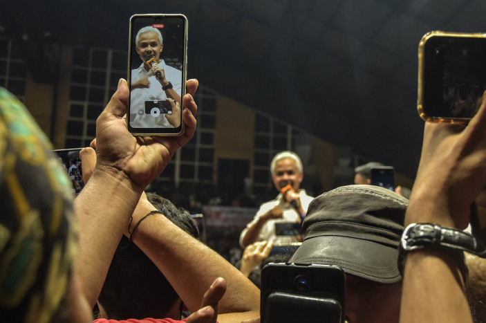 Jokowi Bentuk Tim 7 untuk Pemenangan Ganjar Pranowo