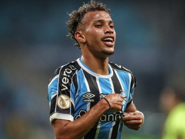 Arsenal Segera Rampungkan Transfer Bitello dari Gremio