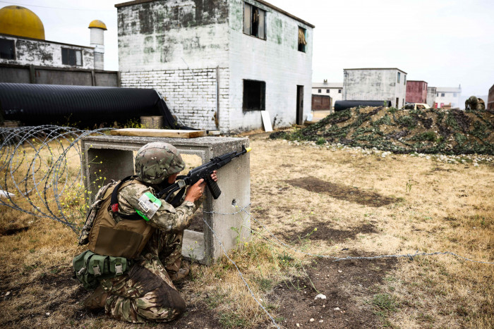 Rusia Serang Kyiv, Ukraina Beri Perlawan Sengit di Donetsk