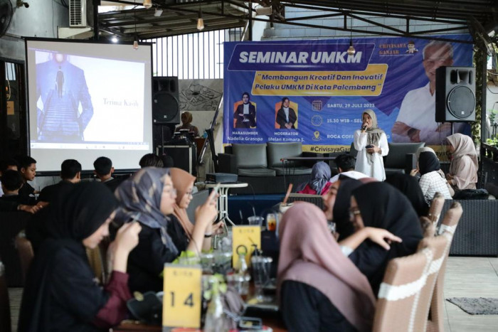 Fasilitasi Anak Muda, Sukarelawan Ini Gelar Gelar Seminar Bertajuk UMKM di Palembag