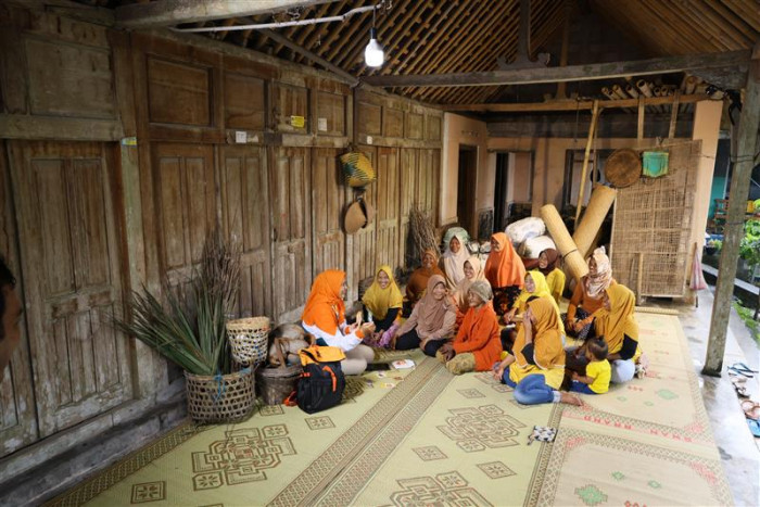 Semester I 2023, Laba BTPN Syariah Rp753 Miliar