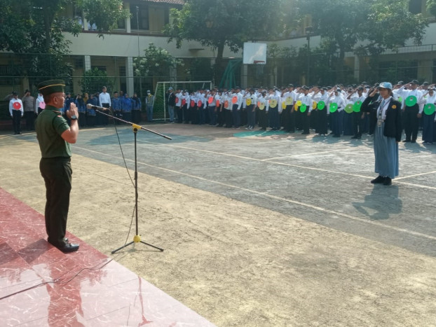 Hari Pertama SMAN 4 Depok Diisi MPLS dan Bela Negara