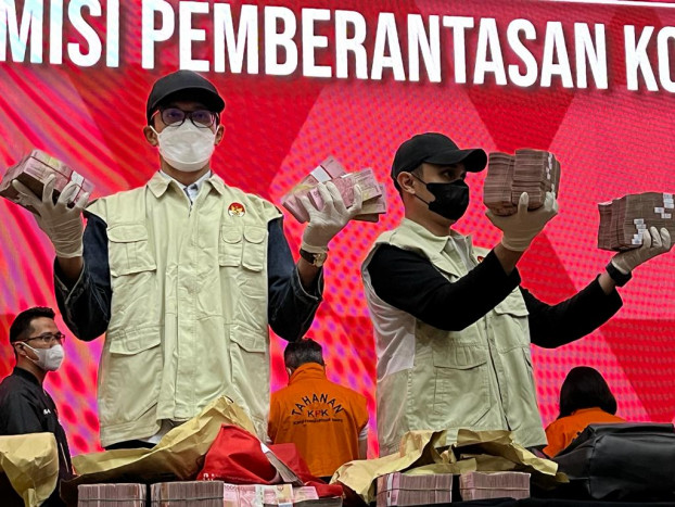 KPK Tangkap Tangan Kanan Kepala Basarnas di Parkiran Bank Kawasan Mabes TNI Cilangkap