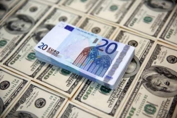 Ekonomi Eropa Tumbuh, Inflasi Turun