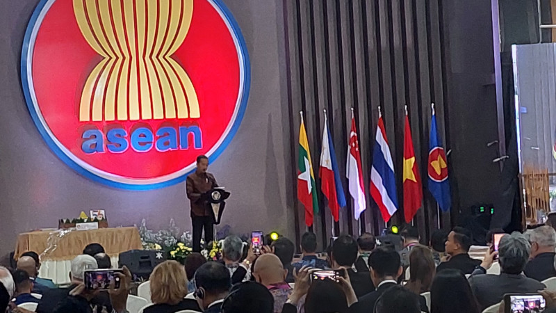 Jokowi Ajak ASEAN Bersatu di Tengah Rivalitas yang Semakin Tajam