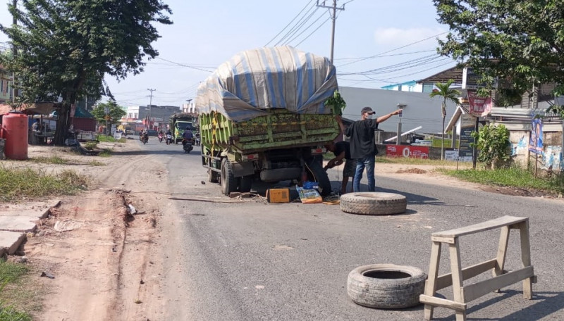 Polda Jambi Hentikan Aktivitas Ribuan Truk Angkutan Batu Bara 