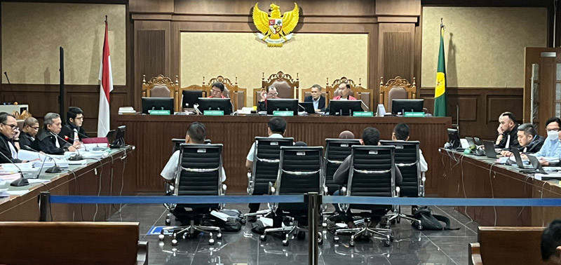 Hakim Ultimatum Hukuman Penjara Karena Keterangan Palsu ke Saksi Korupsi BTS 4G