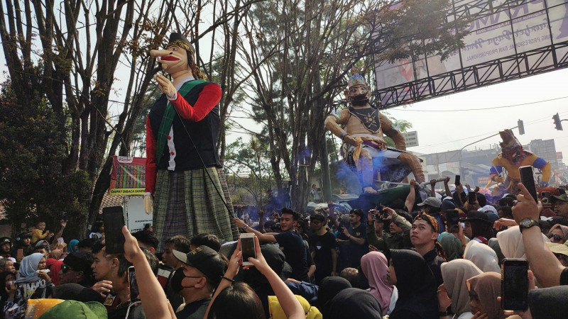 Karnaval HUT Kemerdekaan di Lembang Berlangsung Meriah  